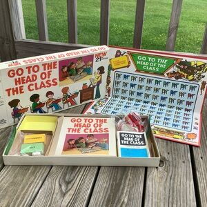 1979 Milton Bradley Game Go to The Head of The Class 21st Edition